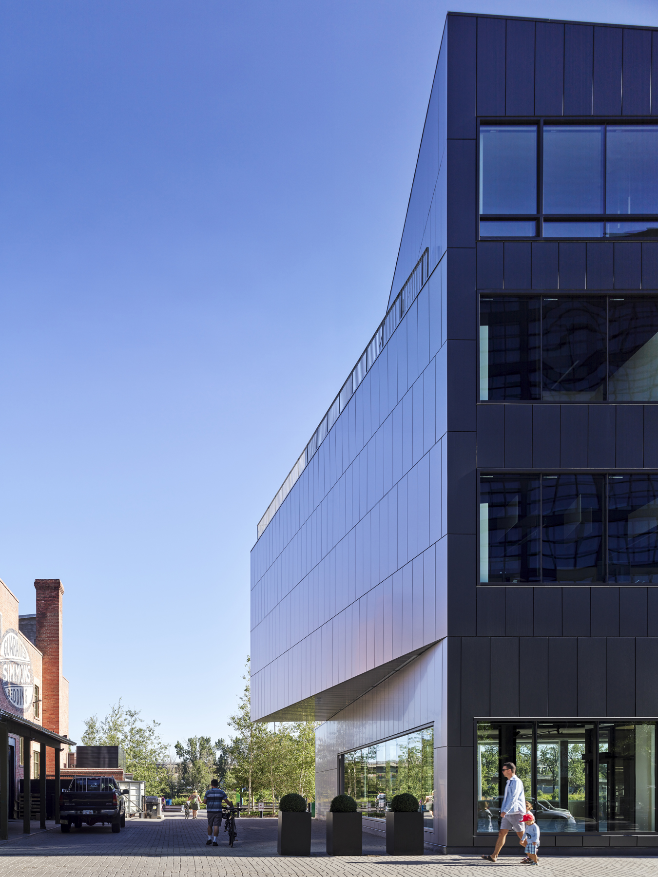 M2 Mixed-Use Building - nARCHITECTS | Eric Bunge, Mimi Hoang